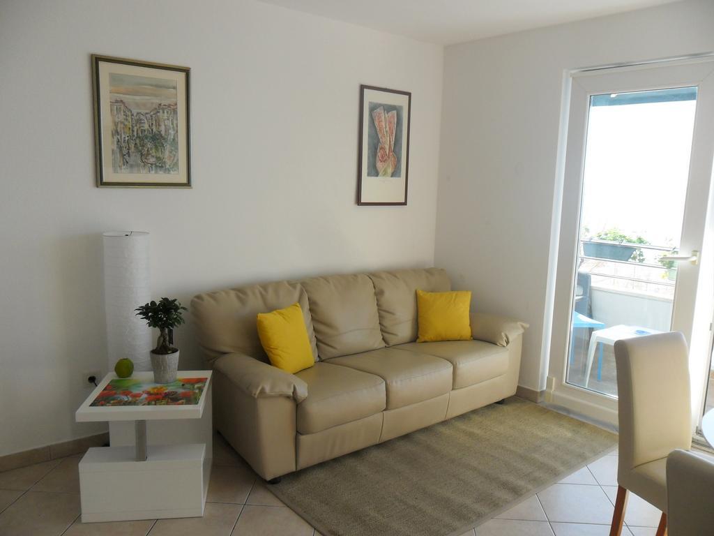 Apartments & Room Paula Stobrec Room photo